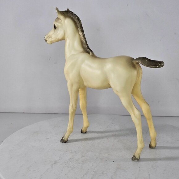 Breyer Horse Proud Arabian Foal Matte Alabaster Traditional Model No Mold Mark - Picture 6 of 15